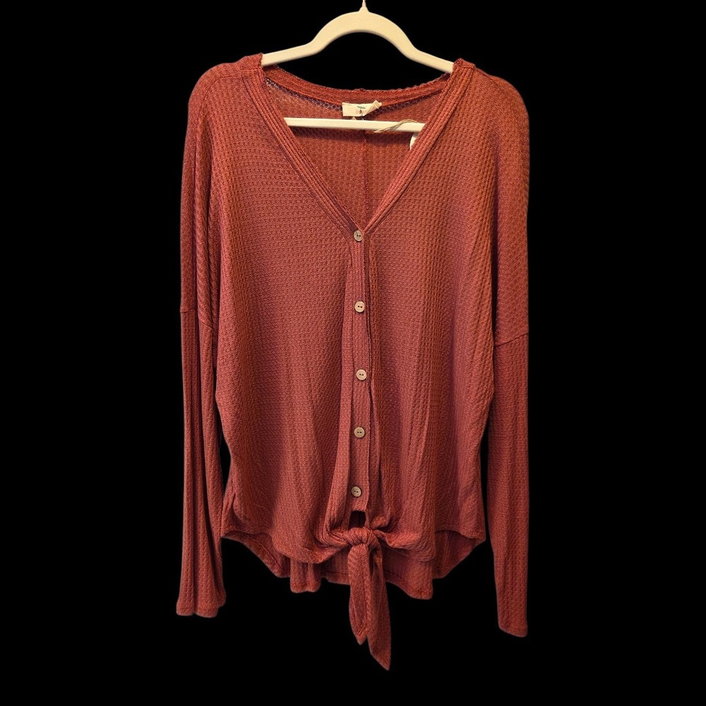 Hummingbird  NWT  Sz Medium Waffle Knit Tie Front Buttons Oversized Made‎ In USA